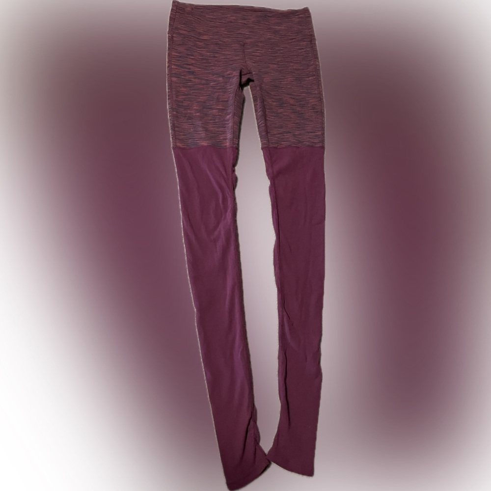 Alo Yoga Goddess leggings, med, Space Dye Burgundy Red Mixed Media - Picture 10 of 11